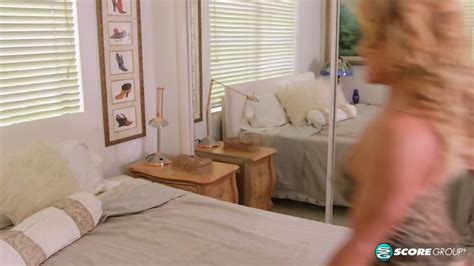 Amanda Verhooks Takes An Anal Pounding And Eats Cum