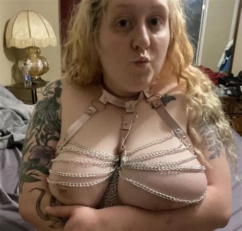 Do What You Must Nudes BoobsBetweenArms NUDE PICS ORG