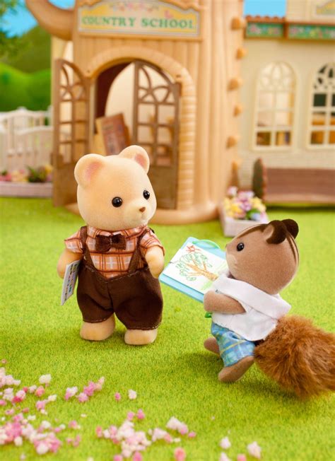 Sylvanian Families on Twitter | Sylvanian families, Calico critters ...