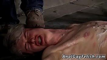 Castidad Masculina Del Porno Gay Encadenado Al Piso Del Almac N E Incapaz Xvideos