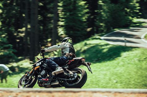 Suzuki Gsx S Im Power Naked Bike Vergleich