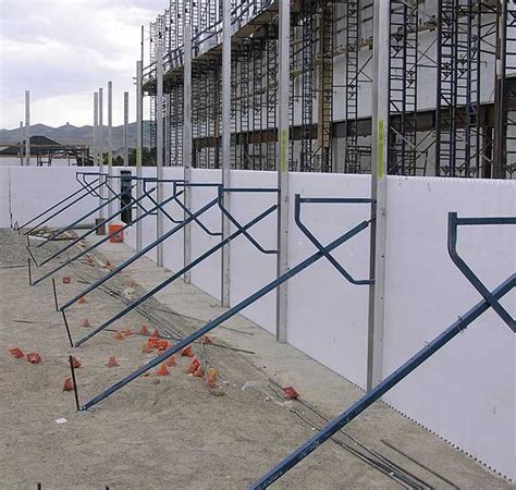 Block Wall Bracing