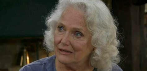 Emmerdale Fans Call Out Major Blunder With Mary Goskirk S Nude Photo Leak The Sun I Know All