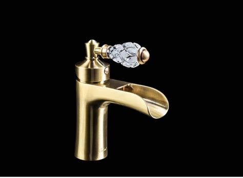 купить Каскадный смеситель для раковины Boheme Vogue Cristal 201-CRST ...