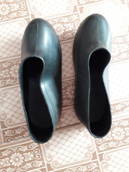 Продам новые резиновые галоши для валенок. Удобные и практичные ...