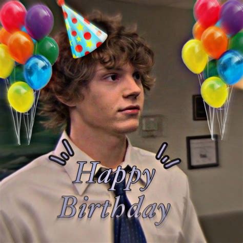 Evan Peters Birthday 💗 Evan Peters Baile De Chicas Ropa De Hello Kitty