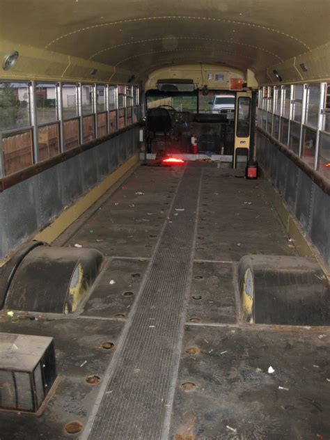 Adventures of the Yellow School Bus: Seats-be-gone!