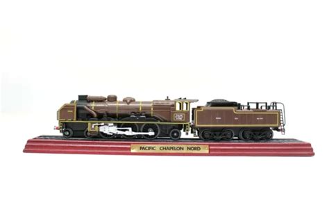 ATLAS STATIC STEAM Locomotive Pacific Chapelon Nord Model On Plinth D24