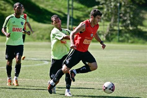 Maior Campe O Mineiro Atl Tico Inicia Luta Pelo T Tulo Estadual