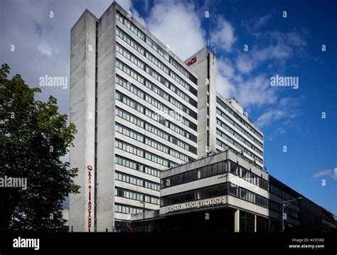 Modernist Manchester Primer House Housing Renaissances Hotel By