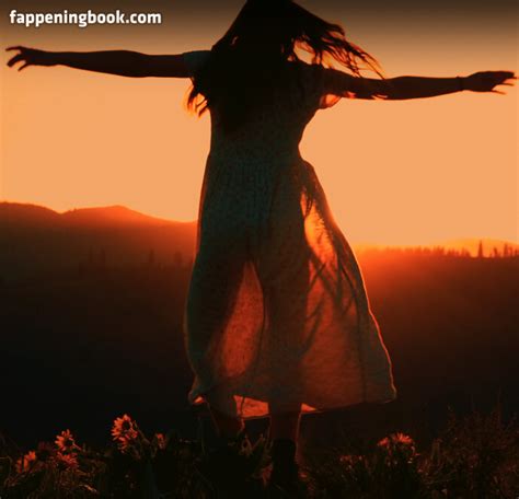 Isabel Paige Paigeisabelle Nude OnlyFans Leaks The Fappening Photo 6114547 FappeningBook