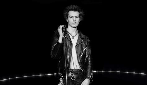 La Vida Desenfrenada De Sid Vicious Bajista De Los Sex Pistols Y Su Legado En El Punk Rd Musica
