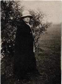 Писатель Вилис Плудонис: биография и библиография.