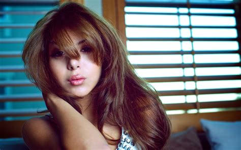 1920x1080 Lips Women Brunette Wallpaper 474 KB Coolwallpapers Me