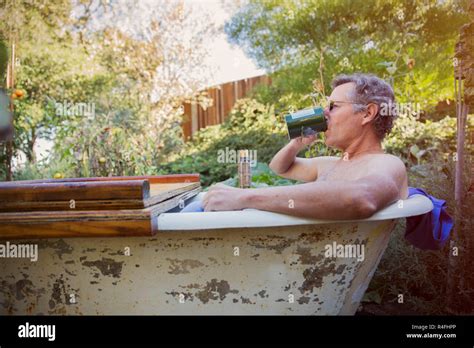 Mature Bath Hi Res Stock Photography And Images Alamy