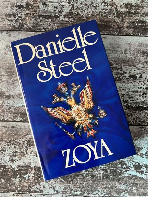 Zoya – StrangeBooks