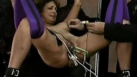 Französisches Fisting BDSM Dreier grober Sex reife Schlampe xHamster