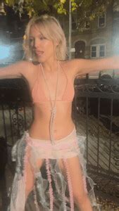 TIKTOK RG Grace VanderWaal Dancing Around In Bikini Top 10 28 23 Phun Org Forum