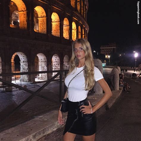 Maria Arreghini Mariiia Meriarreghini Nude Onlyfans Leaks The Fappening Photo