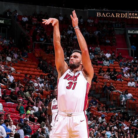 Through The Lens: HEAT vs Rockets 10/10/22 Photo Gallery | NBA.com