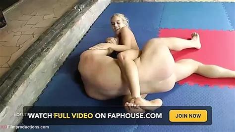 Liz Ocean Vs The Mexican Chess Fight Pornstar Porn XHamster