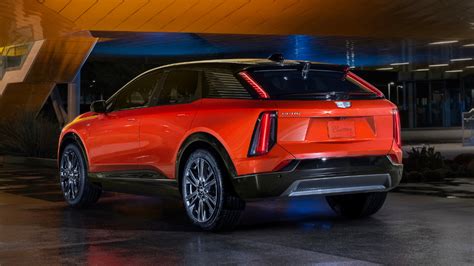 Cadillac Introduces Another All Electric Suv The Vistiq