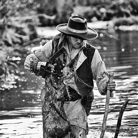 Mountain Man, Frontiersman, Trapper, Duane Richardson. Photo by Nicole Morgenthau | Mountain man ...