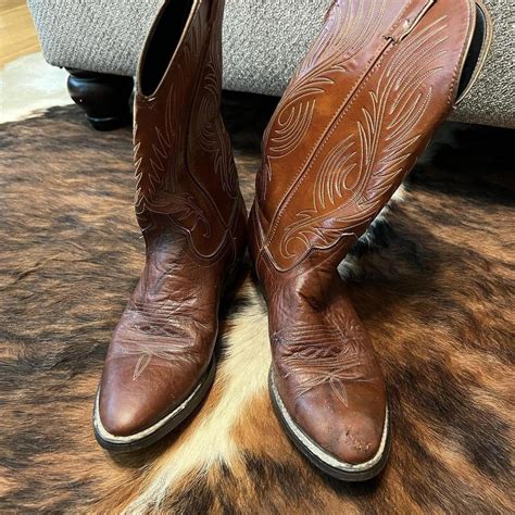 Laredo Cowgirl Boots A Little Wear On The Toes As Depop