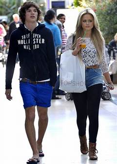 Girlfriend Harry Styles