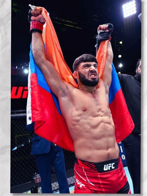 Arman vs Topuria, who you got? #ufc #mma #arman #ilia #topuria #iliato