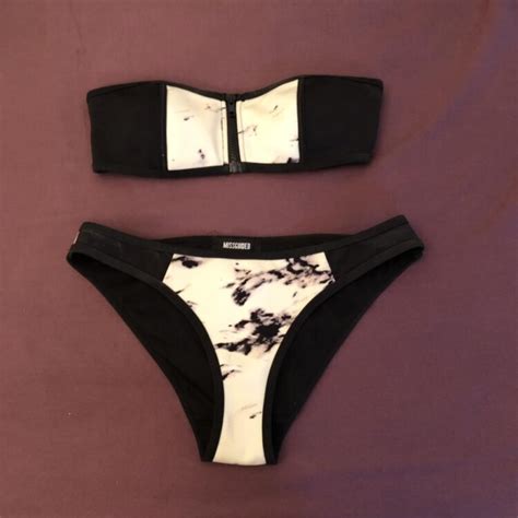 6 Hot Sexy Shannon Flynn Bikini Pics