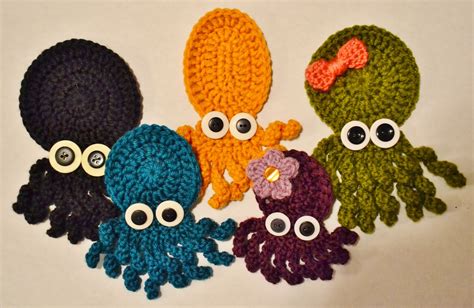 The Sequin Turtle Basic Crochet Octopus Applique Pattern