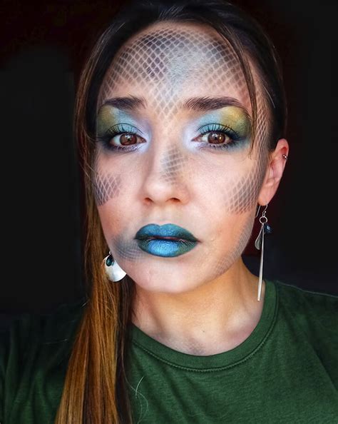 Образы для Хеллоуина 2021 | Официальный интернет-магазин Clinique