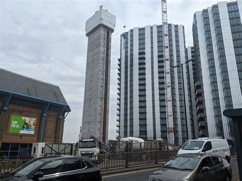 Why the 180 bus route was suddenly detoured last night 22