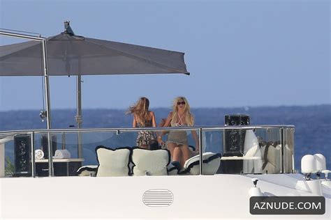 Victoria Silvstedt Sexy In Bikini On A Yacht In Saint Barthelemy Aznude