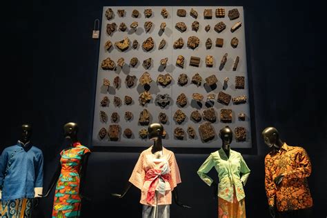 Asian Civilisations Museum in Singapore Hosts Batik Exhibition | SENATUS