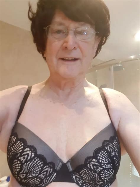 Selection Of Bras 14 Nude Pics XHamster