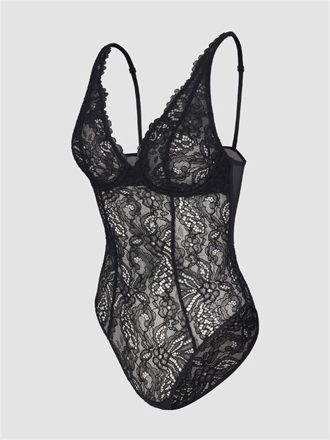 Savage X Fenty Lingerie By Rihanna