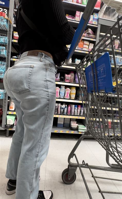 Thicc Latina In Jeans In The Condom Aisle Up Close OC Tight Jeans Forum