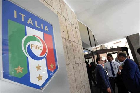 UFFICIALE, ricorso al Tar del Lazio: campionato verso lo slittamento ...