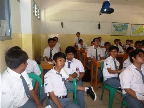 Pin by GMDM4Nation on SMA Bintang Kejora | Lab coat, Fashion, Coat