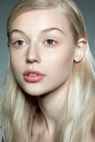 Pink Lashes And Lips Nude Makeup Hair Stylist Face