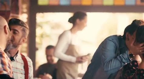 Globo Vai Mostrar Propaganda Beijo Gay E Contra Homofobia Guia Gay S O Paulo