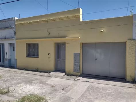 Casa En Venta Dormitorios C Patio Y Cochera Mercadolibre