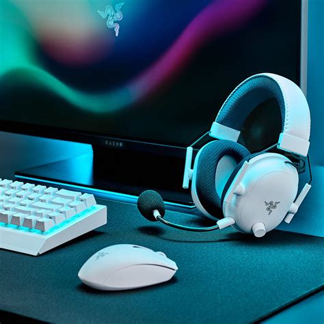 Razer BlackShark V2 PRO White Edition - купить наушники в Москве