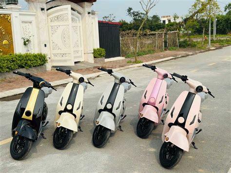 Ch Ng Tr Nh Gi M Gi M Nh Xe P I N Hot Girl Ch O M Ng I L T I Th Gi I Xe I N