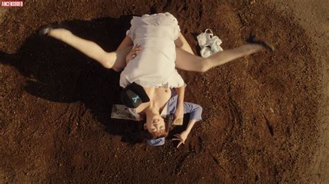 Naked Ami Tomite In The Naked Director