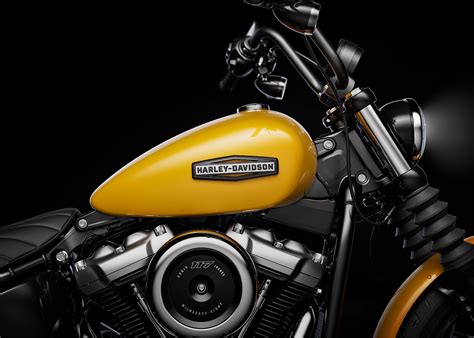 street bob motorcycle harley davidson