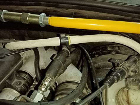 Клапан ВУТ приказал долго жить-отломилась одна из трубок. — Opel Vectra ...