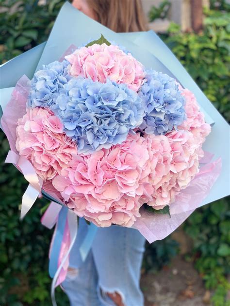 Монобукет из Гортензий - Купить цветы в Сочи от Rococo